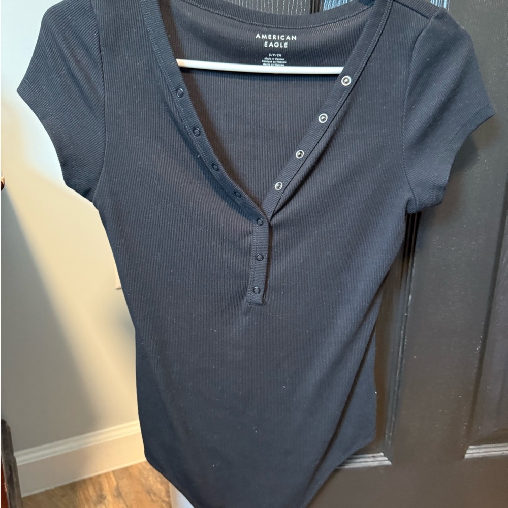 American Eagle Outfitters Black Ribbed Button-Down Top